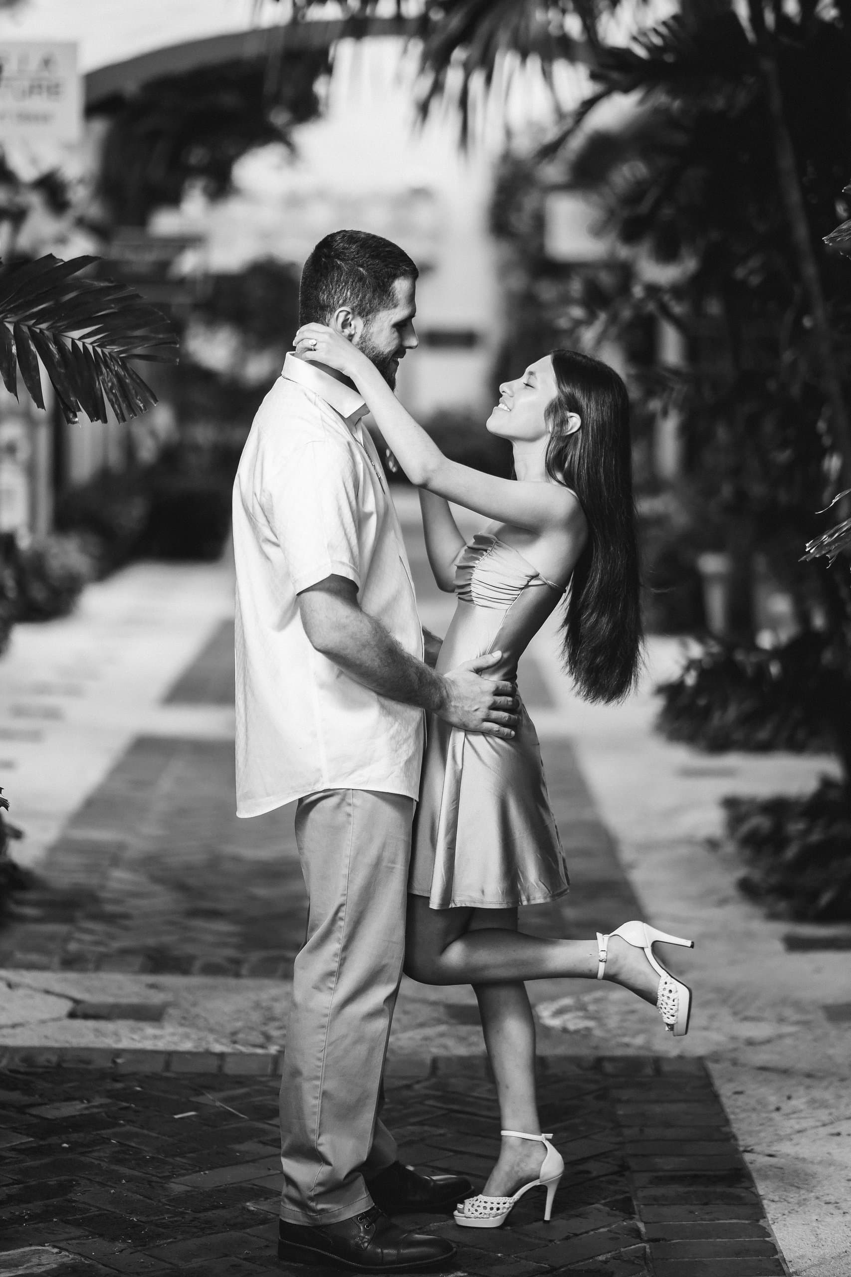 Haley & Andrew engagement photo 6